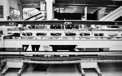 Quel est l’Intérêt de faire appel à un technicien de maintenance industrielle externe pour le lancement d’une nouvelle ligne de production ?